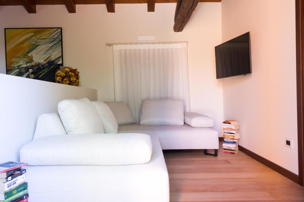 מלון Fiume Veneto Crystal Luxury House מראה חיצוני תמונה