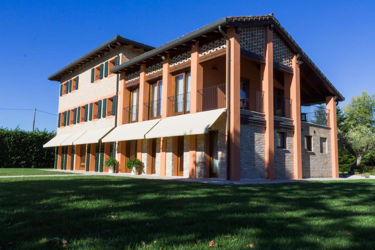 מלון Fiume Veneto Crystal Luxury House מראה חיצוני תמונה