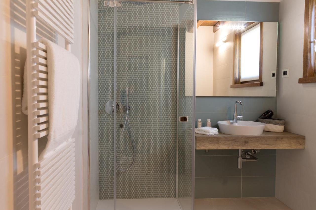 מלון Fiume Veneto Crystal Luxury House מראה חיצוני תמונה