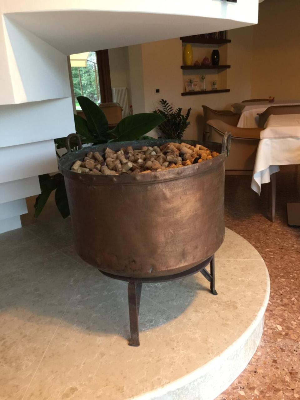 מלון Fiume Veneto Crystal Luxury House מראה חיצוני תמונה